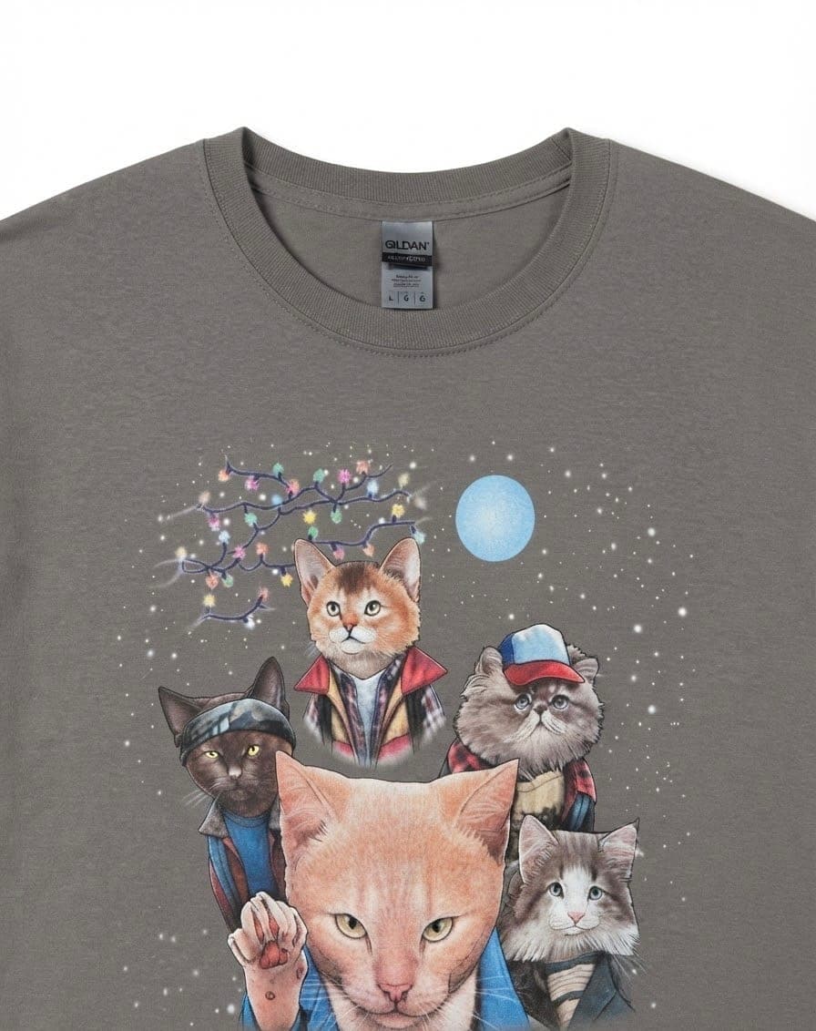 STRANGE FUR THINGS GRAPHIC T-SHIRT — 2