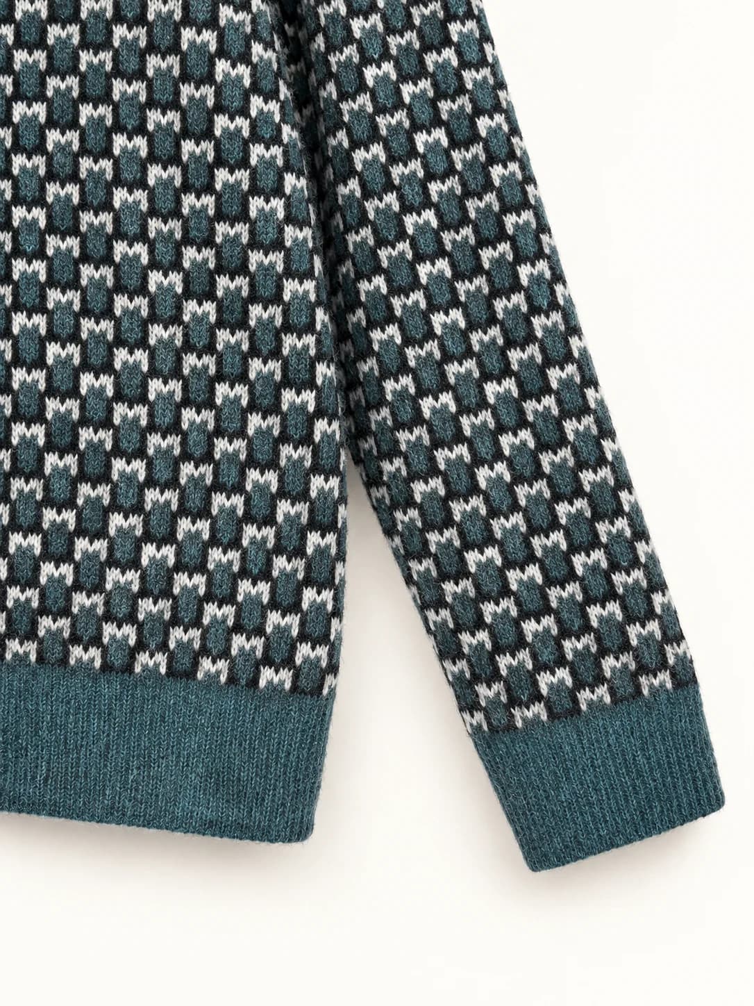 GEOMETRIC PATTERN BUTTON CARDIGAN — 4